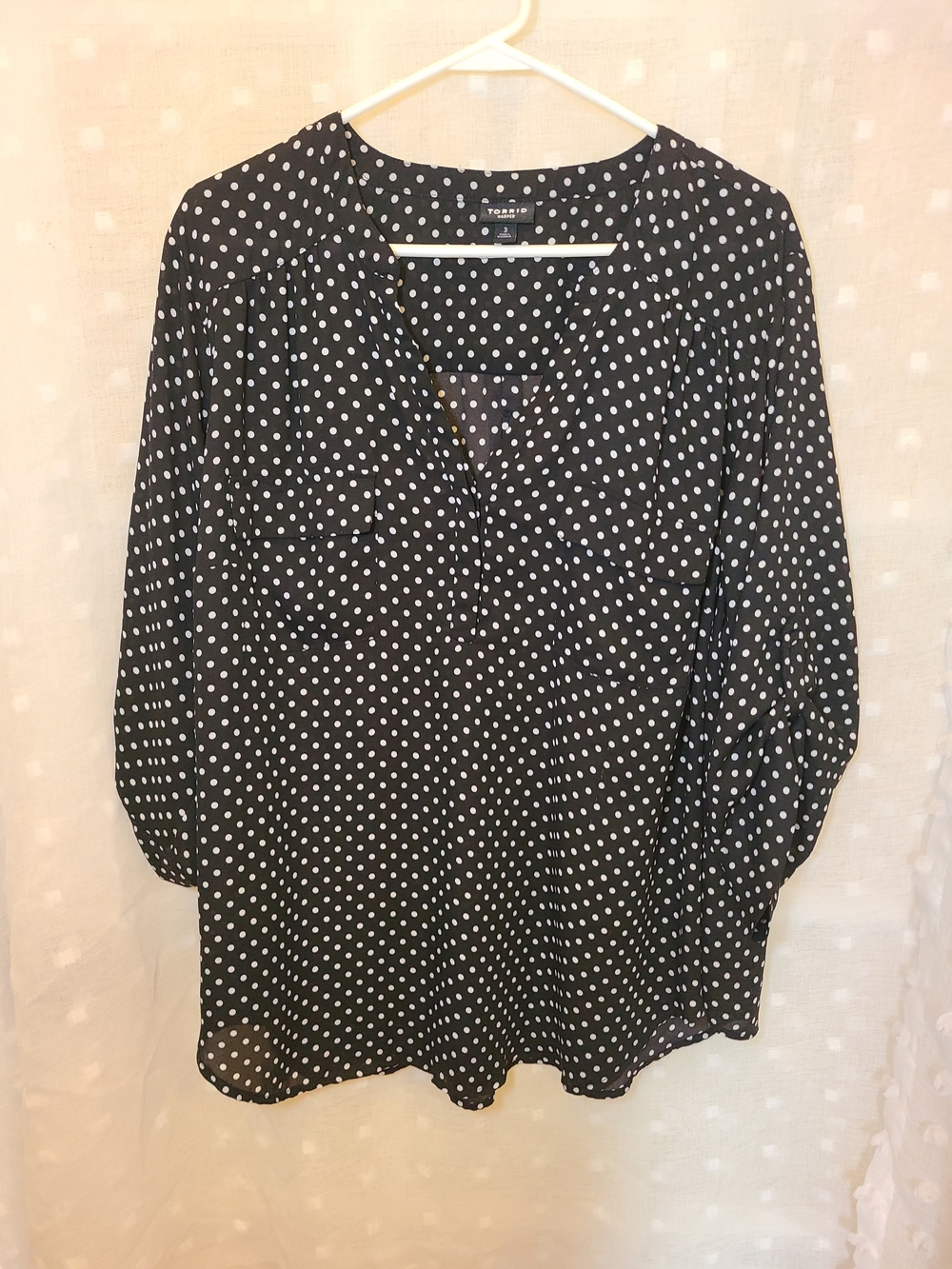 Torrid Black Polka Dot Harper Georgette Pull Over Blouse - Women's Top Size 3